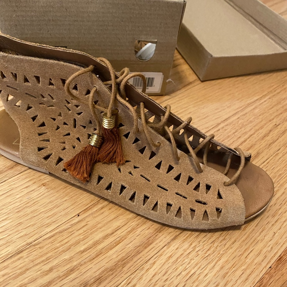 Matisse Tan Moccasin-Styled Sandals